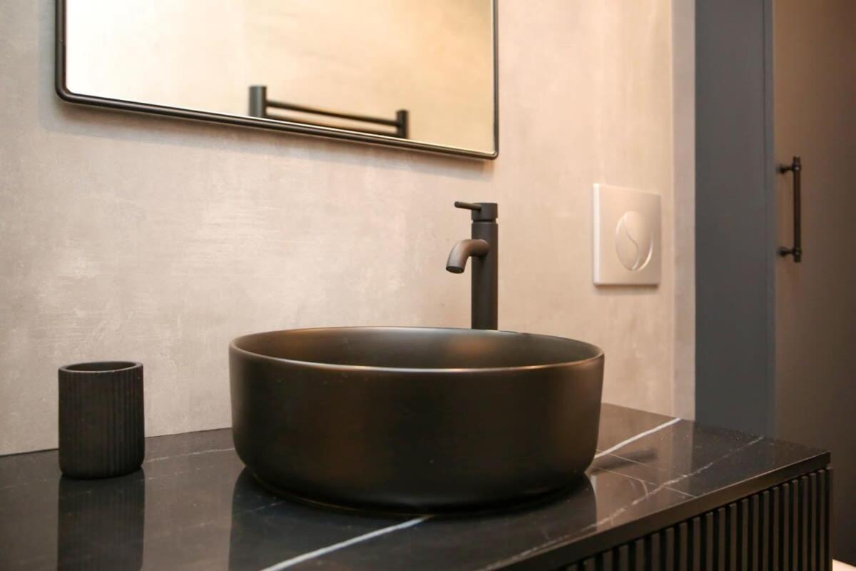 Logement Ideal En Famille - Porte Du Marais - 6P - Flat-Guest Paris Dış mekan fotoğraf